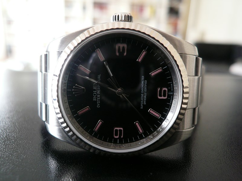 ROLEX OYSTER PERPETUAL
 	 
