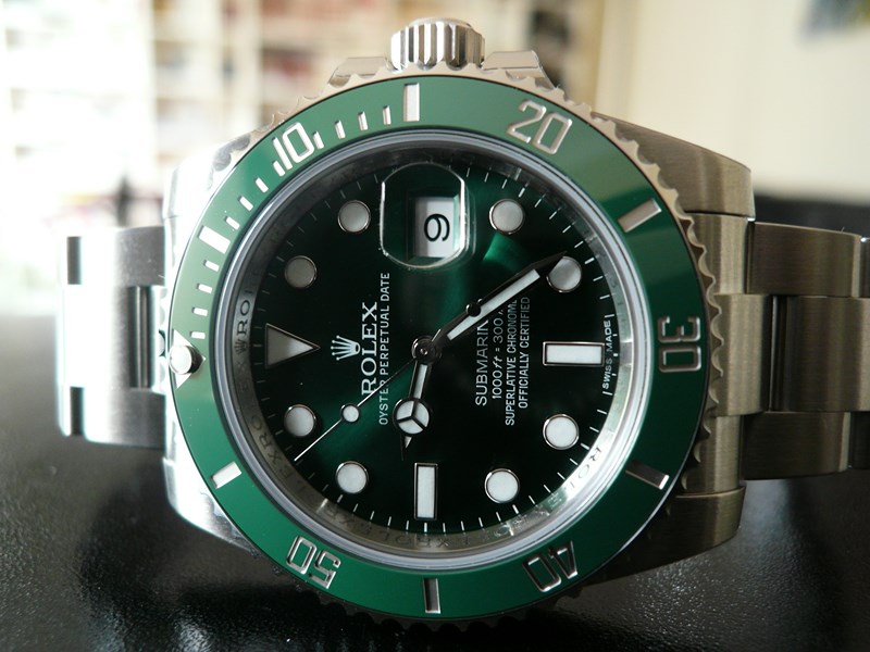 ROLEX SUBMARINER DATE CERAMIQUE LUNETTE VERTE
 	 
