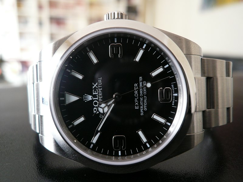 ROLEX EXPLORER 39mm
 	 
