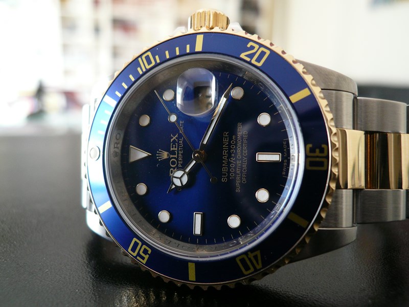 ROLEX SUBMARINER DATE OR ET ACIER
 	 
