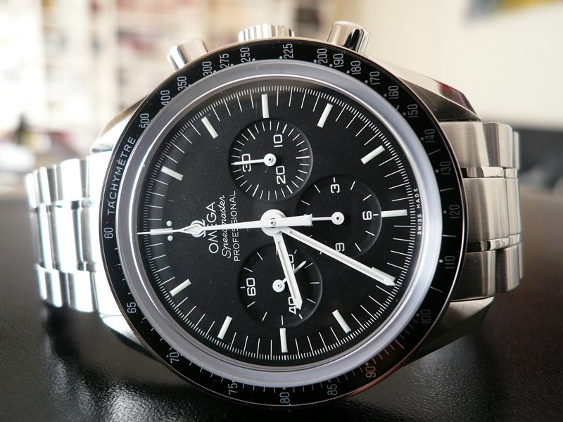 OMEGA SPEEDMASTER MOONWATCH
 	 
