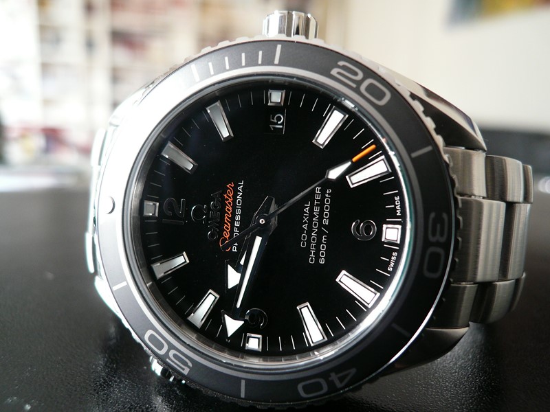 OMEGA SEAMASTER PLANET OCEAN 42 LUNETTE CERAMIQUE
 	 
