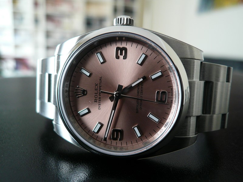 ROLEX OYSTER PERPETUAL
 	 
