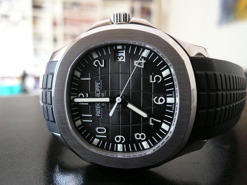 PATEK PHILIPPE AQUANAUT
 	 
