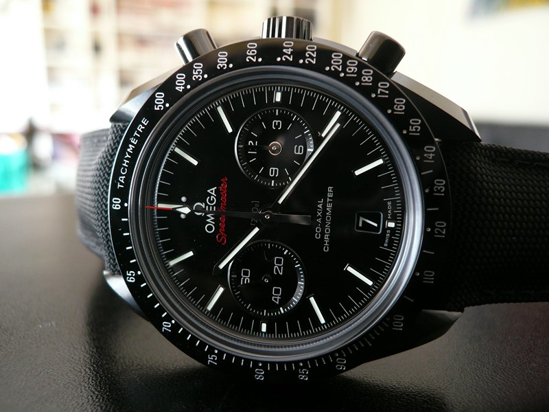 OMEGA SPEEDMASTER 'DARK SIDE OF THE MOON'
 	 
