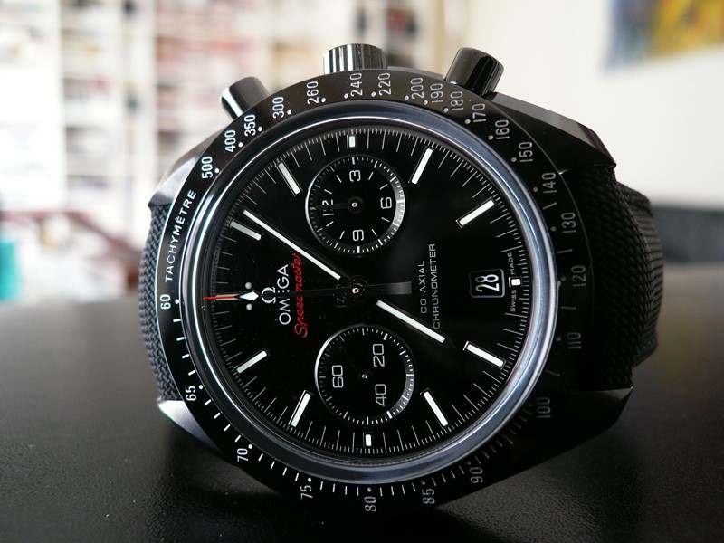 OMEGA SPEEDMASTER DARK SIDE OF THE MOON
 	 
